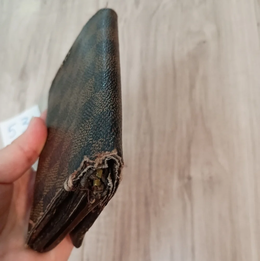 Louis Vuitton Tresor damier wallet
